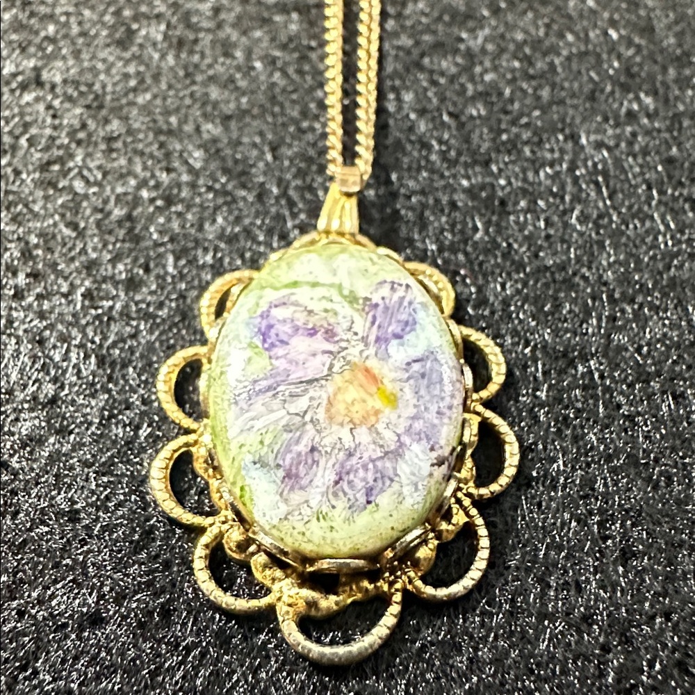 Elegant Gold and Purple Porcelain 20”Pendant Goldtone Necklace